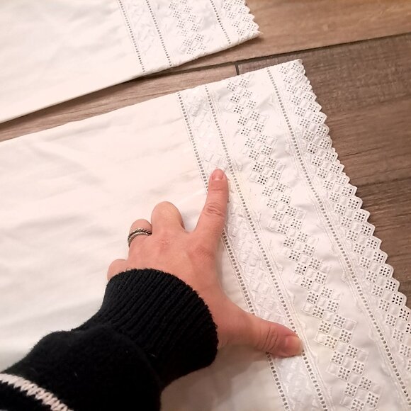 Vintage Cannon King Set 2 pillowcases Tres Grand Lace trim ivory off white cream - Picture 8 of 11